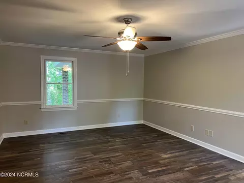 2713 Kent Dr, Greenville, NC 27858 photo 32