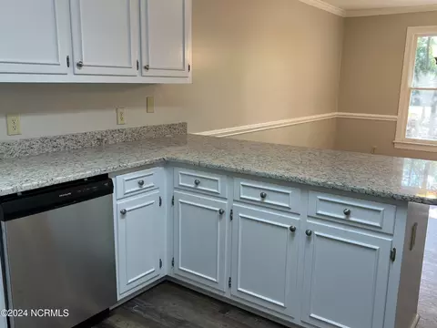 2713 Kent Dr, Greenville, NC 27858 photo 12