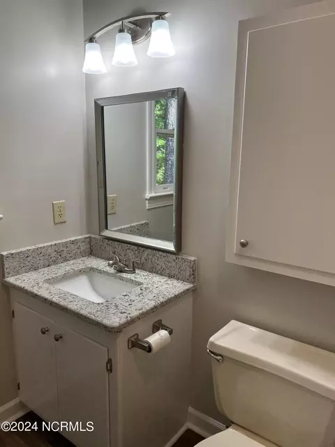 2713 Kent Dr, Greenville, NC 27858 photo 19