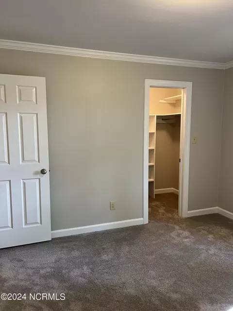 2713 Kent Dr, Greenville, NC 27858 photo 24