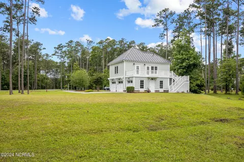 506 Homestead Rd, Oriental, NC 28571