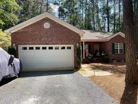 890 Burning Tree Rd, Pinehurst, NC 28374 photo 2