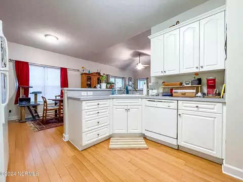 890 Burning Tree Rd, Pinehurst, NC 28374 photo 14