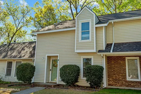2501 St Christopher Cir SW #6, Wilson, NC 27893
