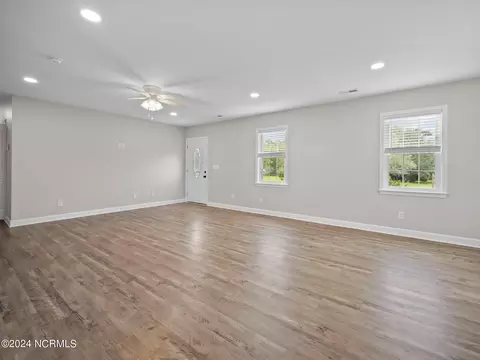 193 Oyster Ln, Hubert, NC 28539 photo 14