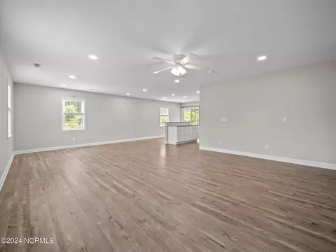 193 Oyster Ln, Hubert, NC 28539 photo 7