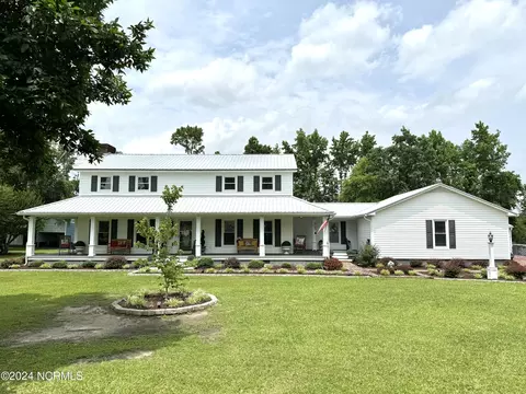 405 N Cottonwood Dr, Goldsboro, NC 27530