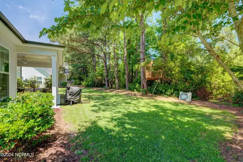 110 N Brig Dr, Hampstead, NC 28443 photo 4
