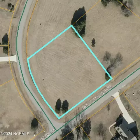 22 Putters Ln, Pinetops, NC 27864