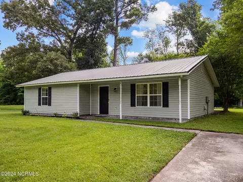 217 Winter Pl, Jacksonville, NC 28540