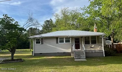 275 Peggy Mill Rd, Hamlet, NC 28345