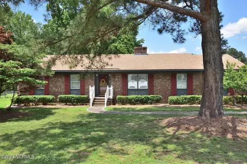1808 Bethlehem Rd, Rocky Mount, NC 27803