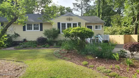 1012 River St, Jacksonville, NC 28540