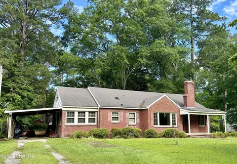 1714 Church St, Scotland Neck, NC 27874
