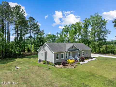 9912 County Home Rd, Ayden, NC 28513 photo 2