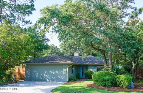 1106 Two Mile Cir W, Wilmington, NC 28405