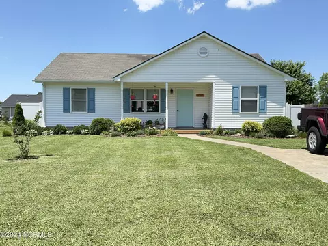 1005 Jessica St, Elizabeth City, NC 27909