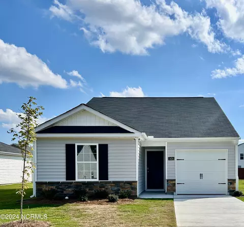 1424 N Wilshire Ct, Kinston, NC 28504