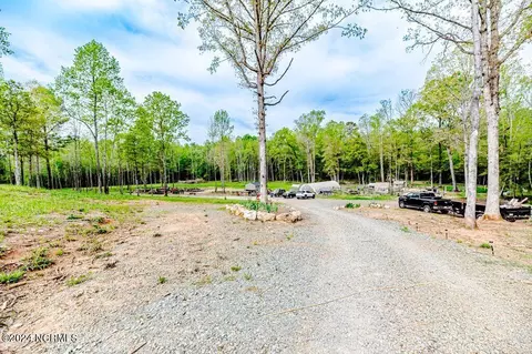 205 Monarch Ln, Cameron, NC 28326 photo 9