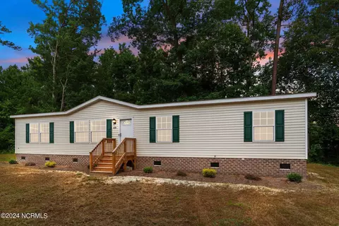 229 Carls Woods Drive Dr, Pinetown, NC 27865