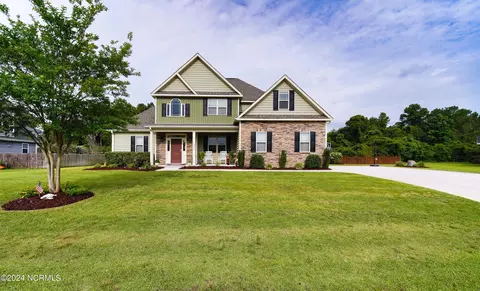 603 N Breeze Ct, Newport, NC 28570