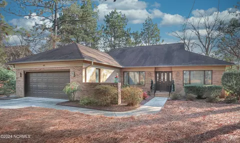 48 Pinebrook Dr, Pinehurst, NC 28374