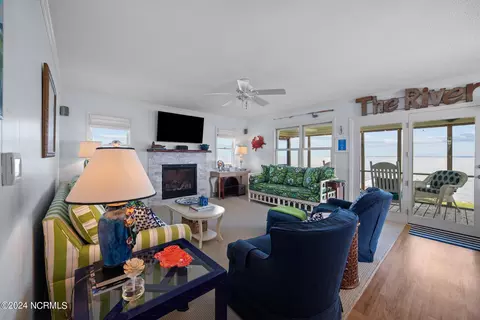 953 Gum Point Rd, Bath, NC 27808 photo 16