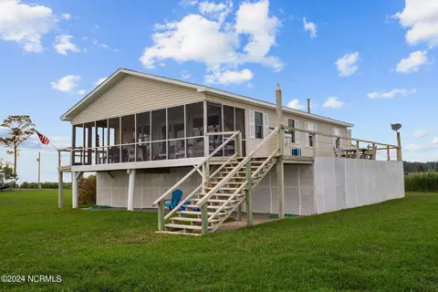 953 Gum Point Rd, Bath, NC 27808 photo 2