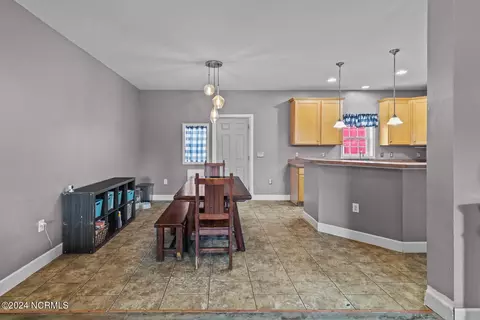204 Michel Ct, Hubert, NC 28539 photo 7