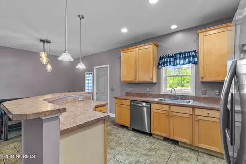 204 Michel Ct, Hubert, NC 28539 photo 10
