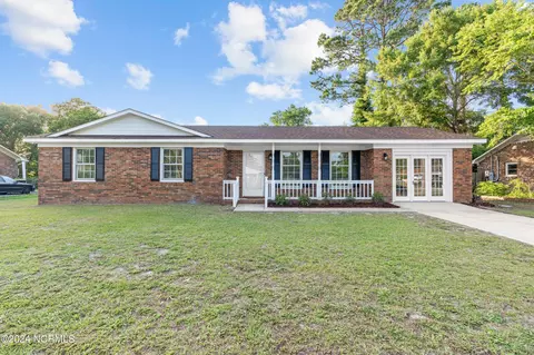 1219 Kenningston St, Wilmington, NC 28405