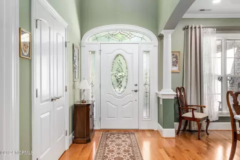 Entry Way - 263 Red Fox Run Dr, Wallace, NC 28466 photo 2 of 2