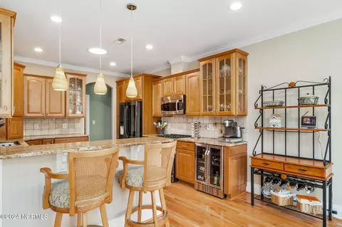 Kitchen - 263 Red Fox Run Dr, Wallace, NC 28466 photo 1 of 4