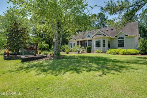 Exterior - 263 Red Fox Run Dr, Wallace, NC 28466 photo 5 of 10