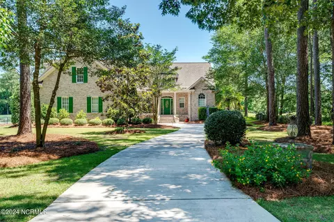 Exterior - 263 Red Fox Run Dr, Wallace, NC 28466 photo 9 of 10
