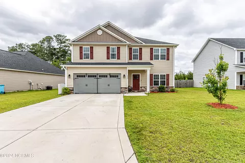 402 Water Wagon Trl, Jacksonville, NC 28546