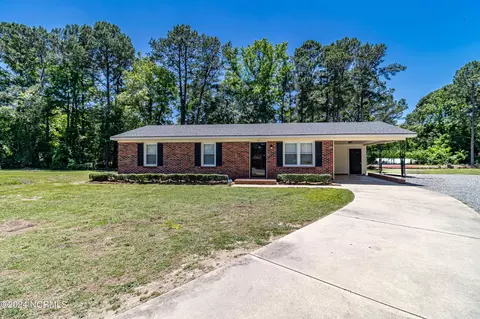 107 Rollingwood Ct, Dudley, NC 28333