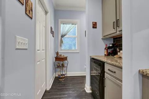 Entry Way - 194 Cellars Way, Wallace, NC 28466 photo 2 of 3