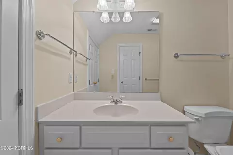 Bath - 27 Northam Ct, Pinehurst, NC 28374 photo 4 of 5