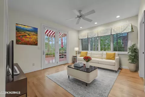 Living - 27 Northam Ct, Pinehurst, NC 28374 photo 1 of 2