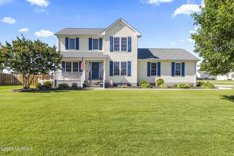 101 Eva Koonce Ln, Richlands, NC 28574