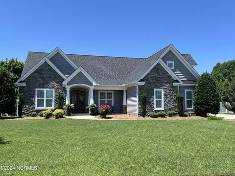4607 Lake Hills Dr N, Wilson, NC 27896