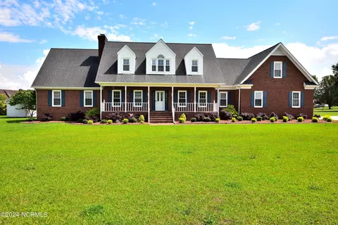 3545 Windbriar Ct, Battleboro, NC 27809