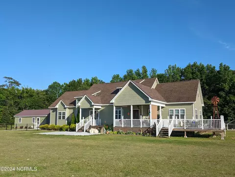 1613 Webbs Chapel Rd, Macclesfield, NC 27852