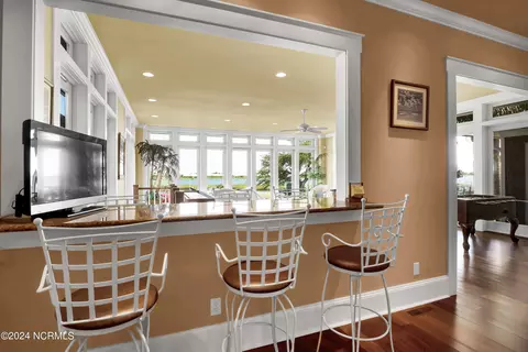 Dining - 336 Olde Point Loop, Hampstead, NC 28443 photo 4 of 4
