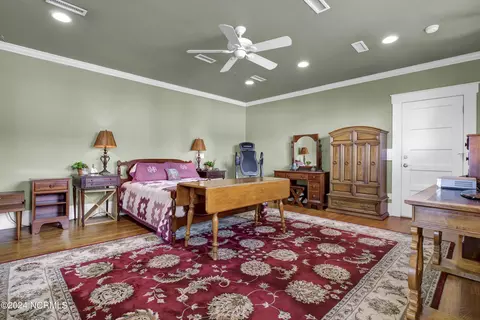 Bedroom - 336 Olde Point Loop, Hampstead, NC 28443 photo 8 of 9