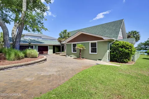 Exterior - 336 Olde Point Loop, Hampstead, NC 28443 photo 3 of 21