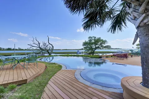 Exterior - 336 Olde Point Loop, Hampstead, NC 28443 photo 13 of 21