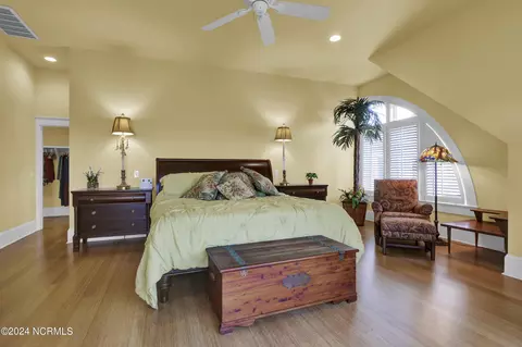 Bedroom - 336 Olde Point Loop, Hampstead, NC 28443 photo 6 of 9