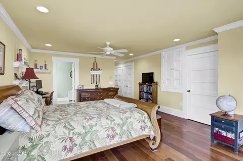 Bedroom - 336 Olde Point Loop, Hampstead, NC 28443 photo 4 of 9